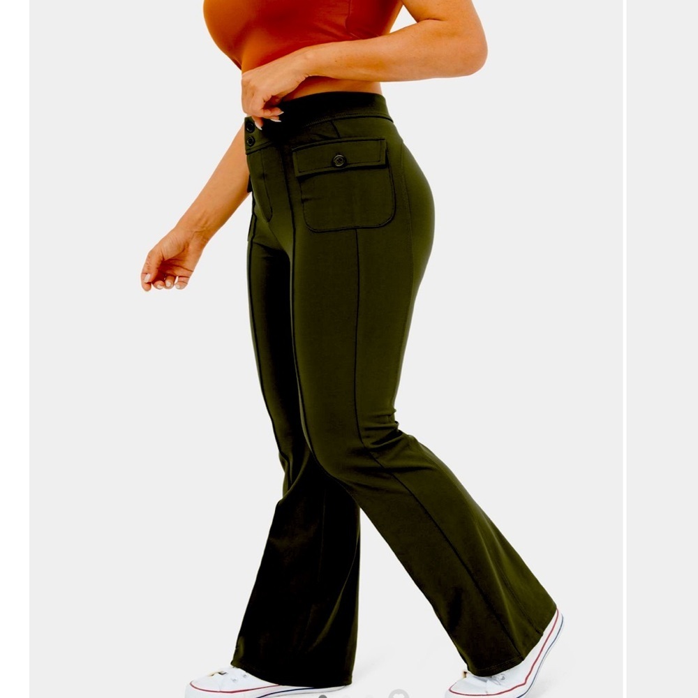Halara stretchy, casual/dress pants that feel like the same fabric as leggings